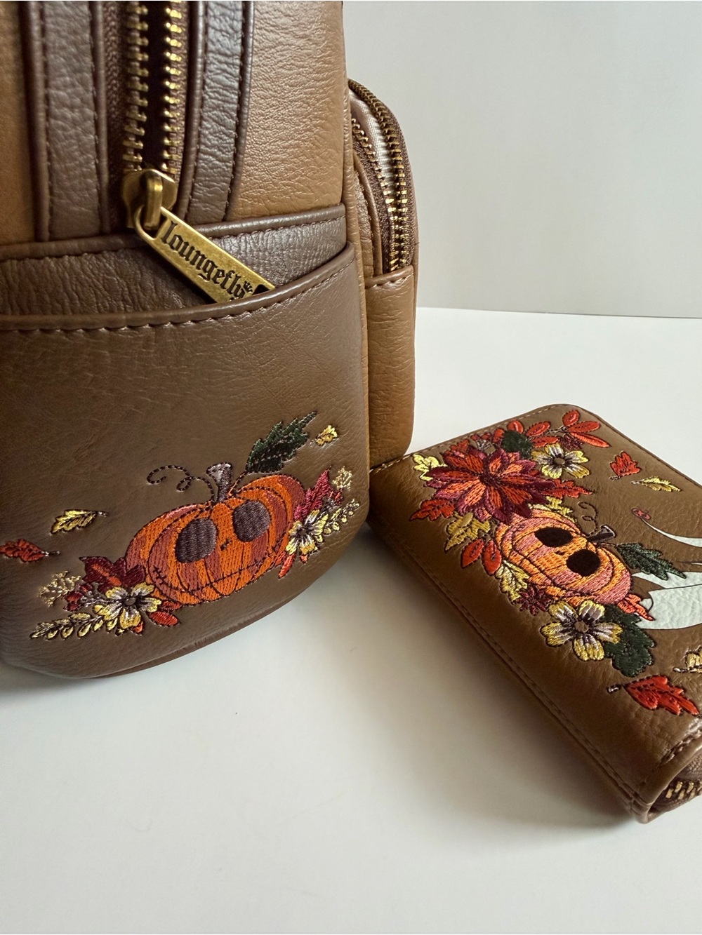 The Nightmare Before Christmas Brown Embroidered Loungefly Backpack & Wallet Set - Picture 7 of 7